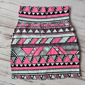 PINK Victoria's Secret Aztec Print Mini Skirt sz XS